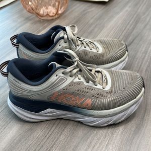 HOKA One One womens 8d Bondi 7 wide width sneakers